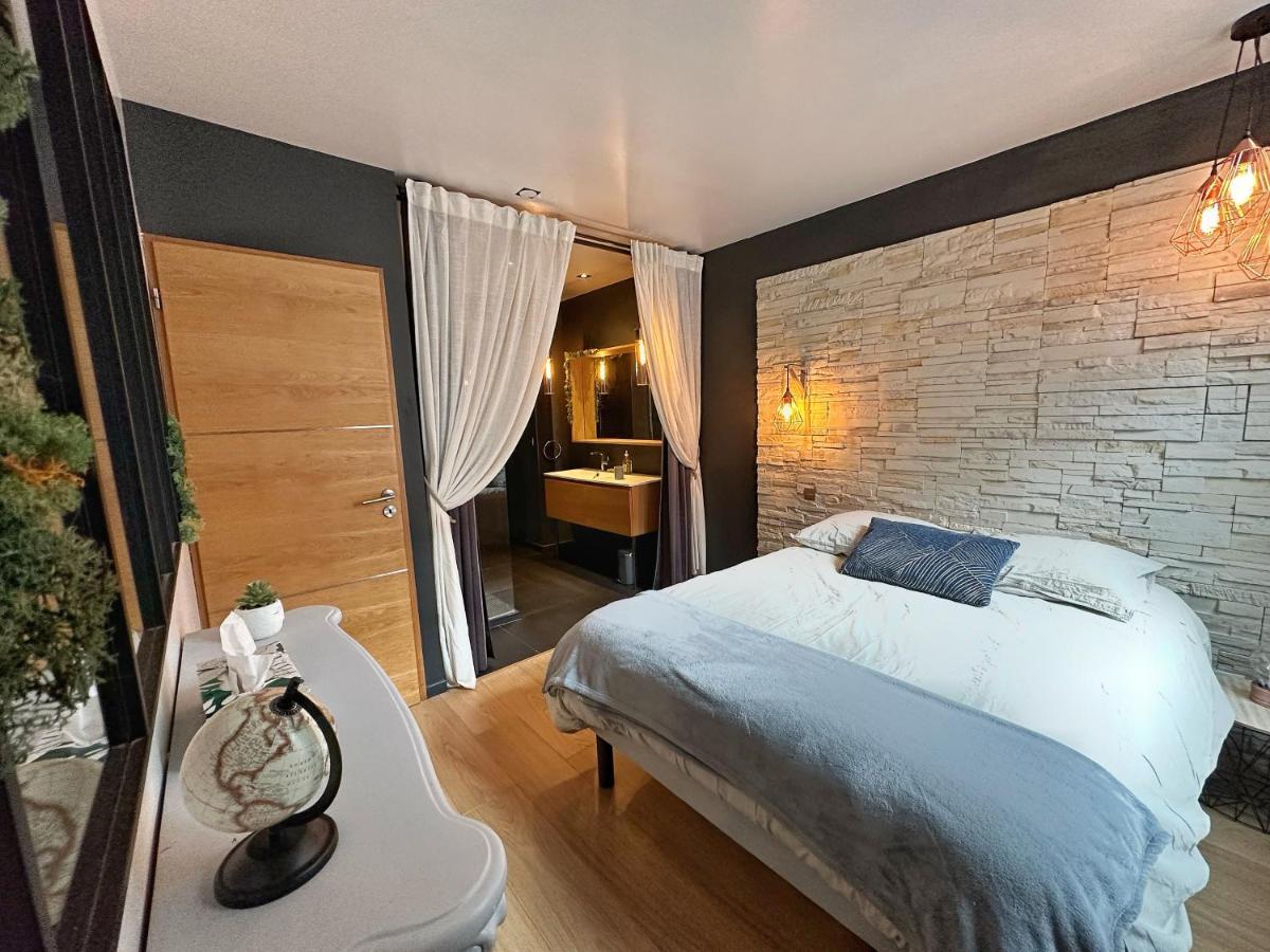 Le Gambrinus - Loft Rochelais Lejlighed La Rochelle  Eksteriør billede
